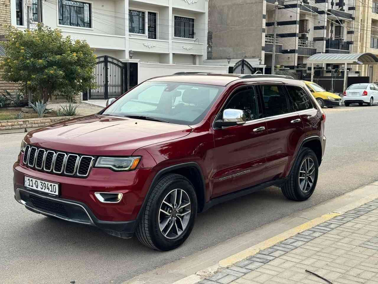 جيب 2022 امريكي رقم بغداد بسمي 
كير محرك مكفول محرك 6v تخم تاير تبريد ثلج صدرها جديد سياره جاهزه من كلشي نضيفه مال جناي ضررها فقط بنيد وجاملغ صبغ 
السعر 210 بيها مجال بسيط 
الاستفسار *********** مكاني بغداد
