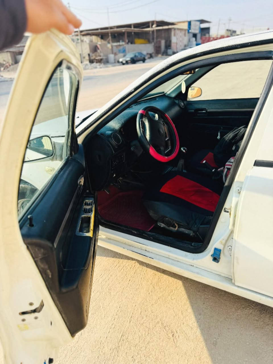 السلام عليكم سيارة جيلي سي كي (CK) مديل 2013 كير جديد ومكينة مكفوله ودواخل نظيفه ما بيها اي نقص السعر 30وبيها مجال قليل مكاني نجف التواصل على هذا الرقم ***********
