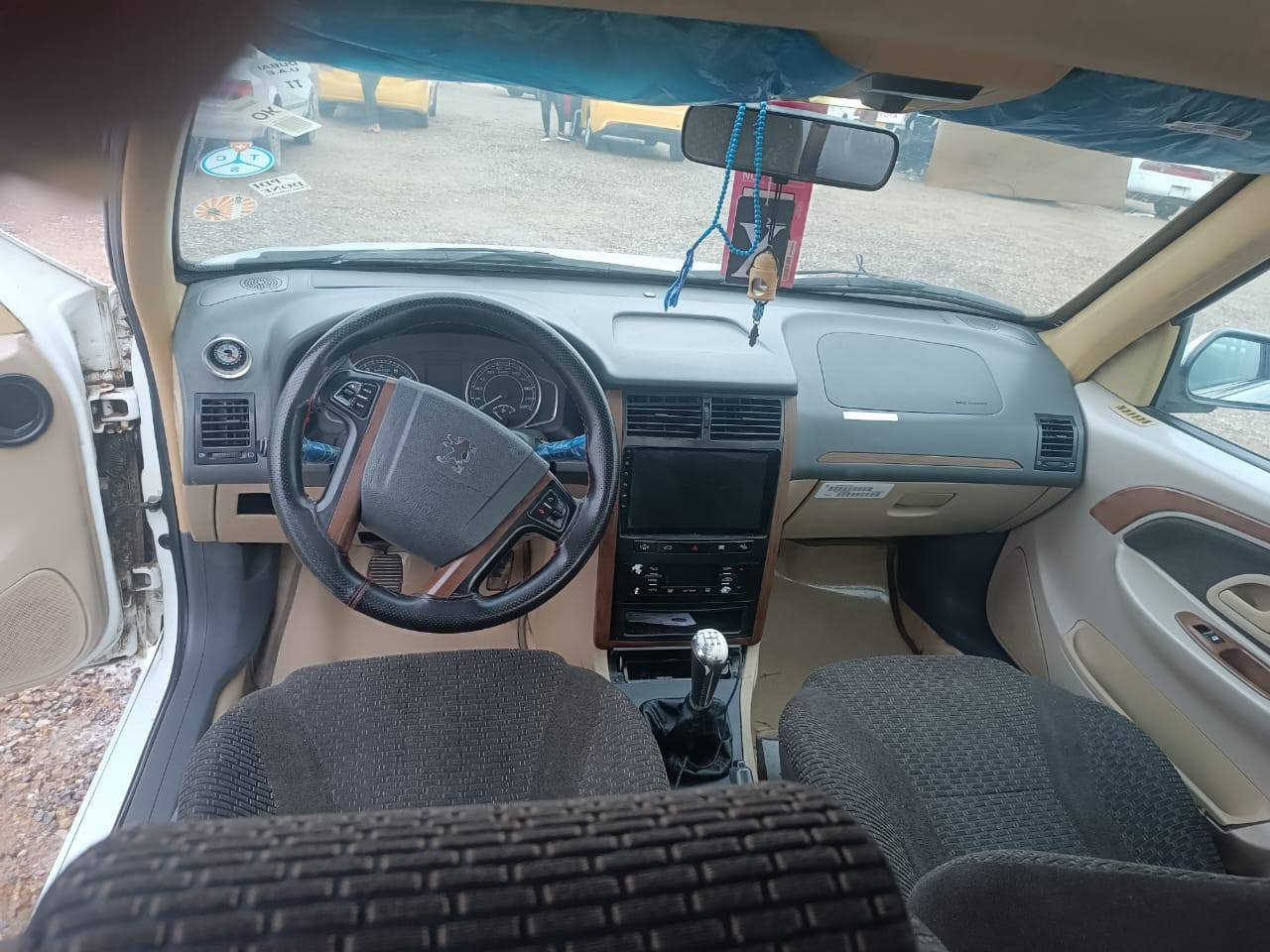 سلام عليكم ورحمه الله وبركاته بيجو بارص موديل 2022 اقصاد رقم بغداد سيارة مكفولة حدادية خير من الله تبريد فول عنوان السيارة بصرة الجمهورية رقم الهاتف *********** السعر 70وبيهة مجال بسيط مستعجل على البيعة السيارة نصبة والتسديد استقطاع الكتروني مكلف في النشر
