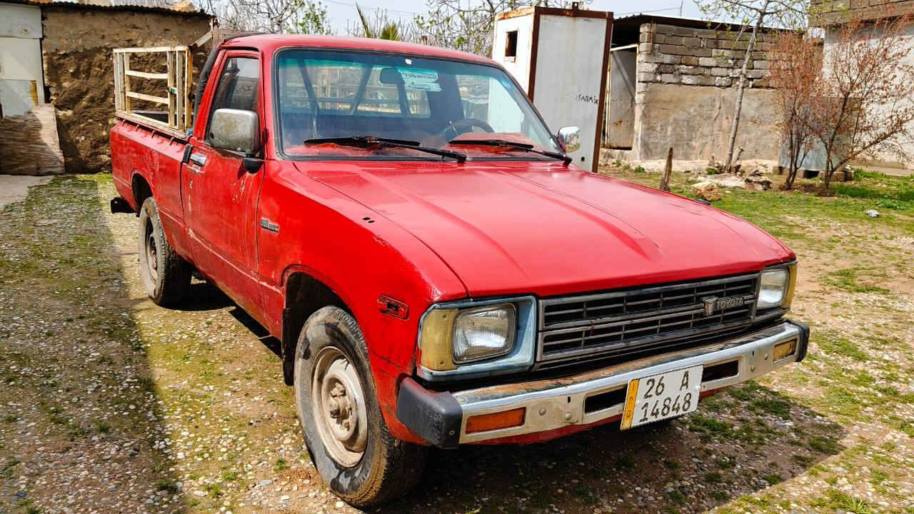 بيكم 82 مكينة وگير وشاصي شرط رقم صلاح الدين دولي باسمنا  سنوية (31) صبغ  شي قليل بيها والباقي شركة
السعر ب 40 وبيها مجال 
ملاحظة ✔️مكلف بالنشر 
رقم صاحب السيارة للاستفسار /***********
