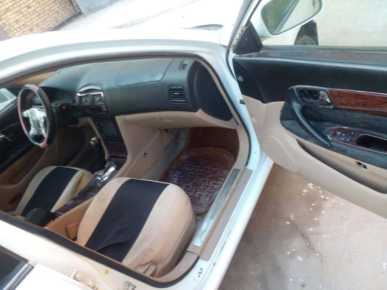 شيري موديل 12 كير تماتيك مكينه حدادي تبريد تخم تايرات سياره نظيفه مكفولة من الضربه مكان سياره بلحله سعر 36 وبها مجال بسيط ***********
