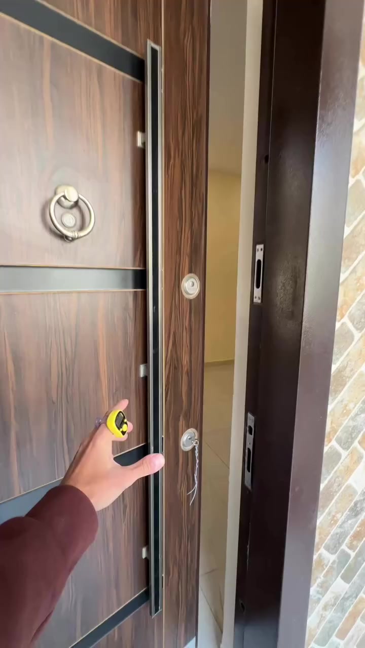 المنصور حي المهندسين خلف مطعم صاج الريف

للأيجار شقه مناسبه . طابق ارضي

تحتوي : صالة  مطبخ-  غرفه  نوم - خدمات 

------‐----

للإستفسار اكثر اتصل أو راسل واتساب: ***********
