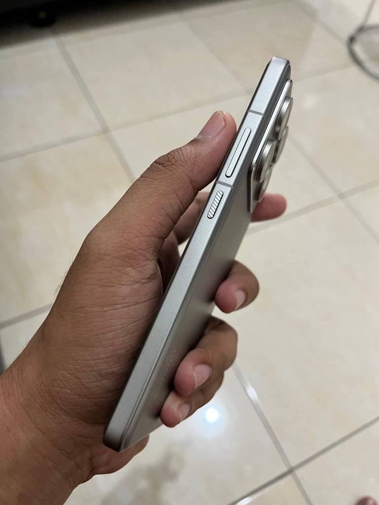 شاومي 14tبرو
ذاكرة 1 تيرا
مكفول من الشط
كافة ملحقاته ويا
مكاني النجف / ماعندي توصيل
واتساب / ***********
السعر 580
ويا لواصق حماية كامرا وگفرات عدد 4 النجف, العراق
