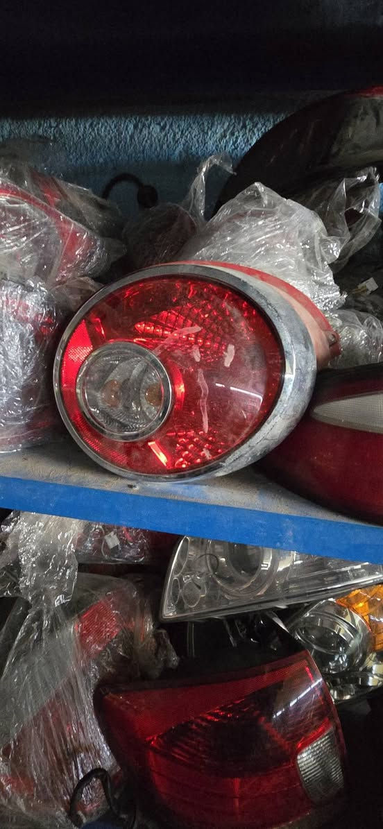 السلام عليكم ورحمة الله وبركاته 
يعلن مجمع عباس الربيعي 
عن وصول حاوية لايت وبك لايت جميع انواع السيارات الكورية وغيرها
للمعلومات والاتصال  *********** ويتوفر كميات كبيرة جدا والبيع جمله ومفرد بسعر الجمله
