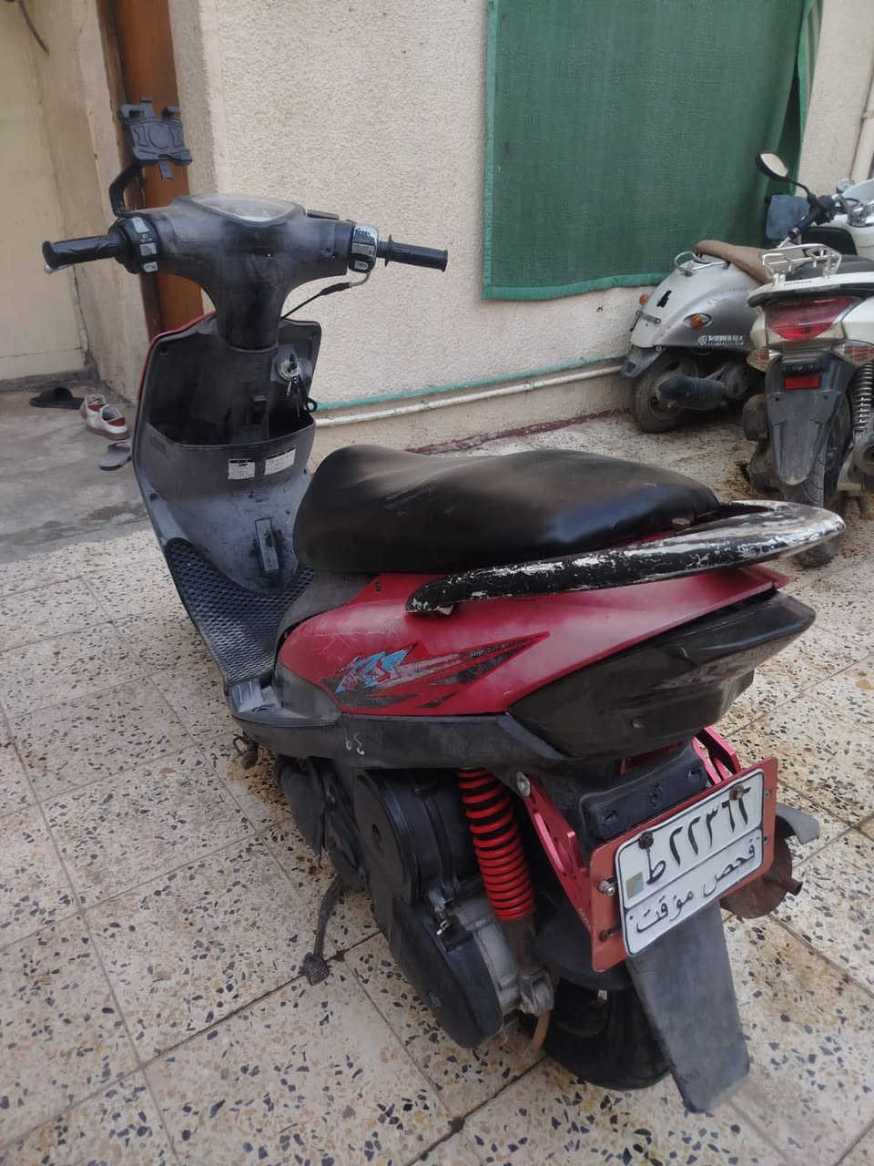 سلام عليكم
ماكس عدله كفر احمر جارد نضيف 
داخل املح  مضلومة بالصور 
سعر650 
تواصل ع رقم فقط 

770 102 6775
مكلف بالنشر
