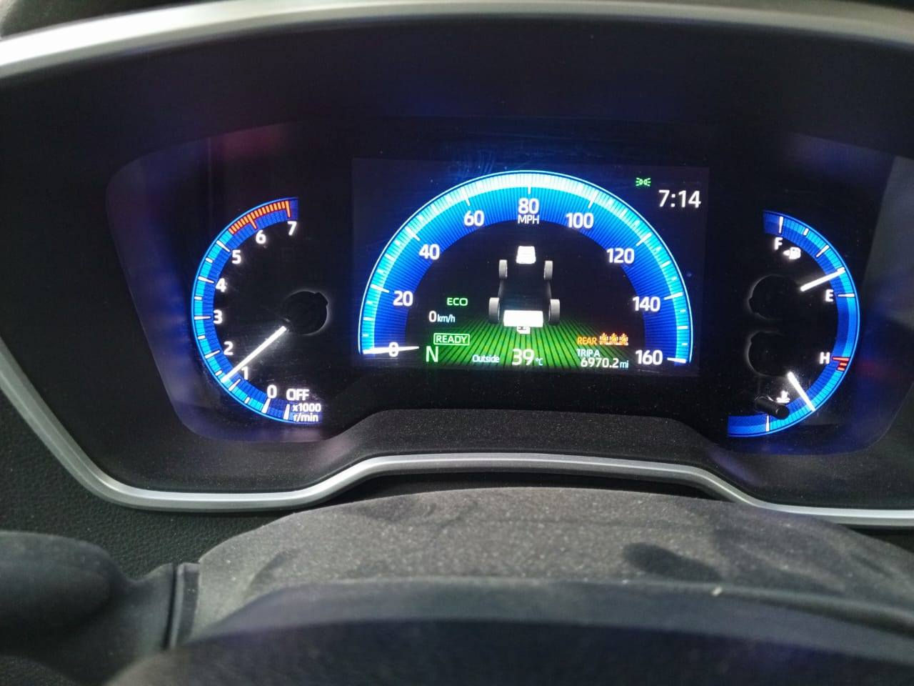 السلام عليكم كورلا ٢٠٢٢ وارد كندي هايبرد حادثهه جاملغ خلفي فقط بدون ايرباك السياره ماشيه ١١٠ الف كيلو رقم بغداد مواصفات كشنات جلد تدفئه مقاعد امامي وخلفي تدفئه ستيرن شاحن وايرليس  كشن السايق كهرباء حساسات خلفيه رادار جانبي وامامي السعر ١٤٠ وبيهه مجال بسيط مكاني بغداد السيديه ***********
