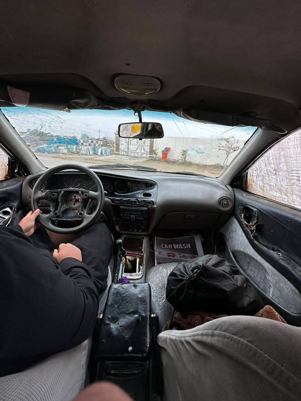 ديو لكنزه موديل 2000 محرك وكير شرط محرك وكير فكتره صدر نص عمر تيرات جديد الجدام  والوره نص عمر باتري جديد  للبيع اومراوس السعر 10 قفل ***********
