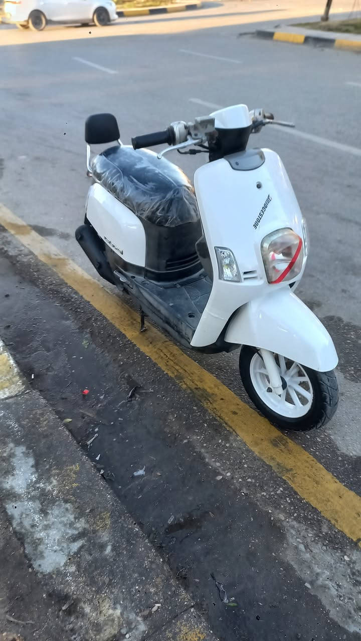 سلام عليكم دراجه ماكس بوليس للبيع ختم واحد شرط مامفتوحه شرط الفحص كفاله عامه مكينه ناعمه وصل معرض موجود مصارله هواي من طالعه مكاني كربلاء حي العامل سعر 900 رقمي ***********
