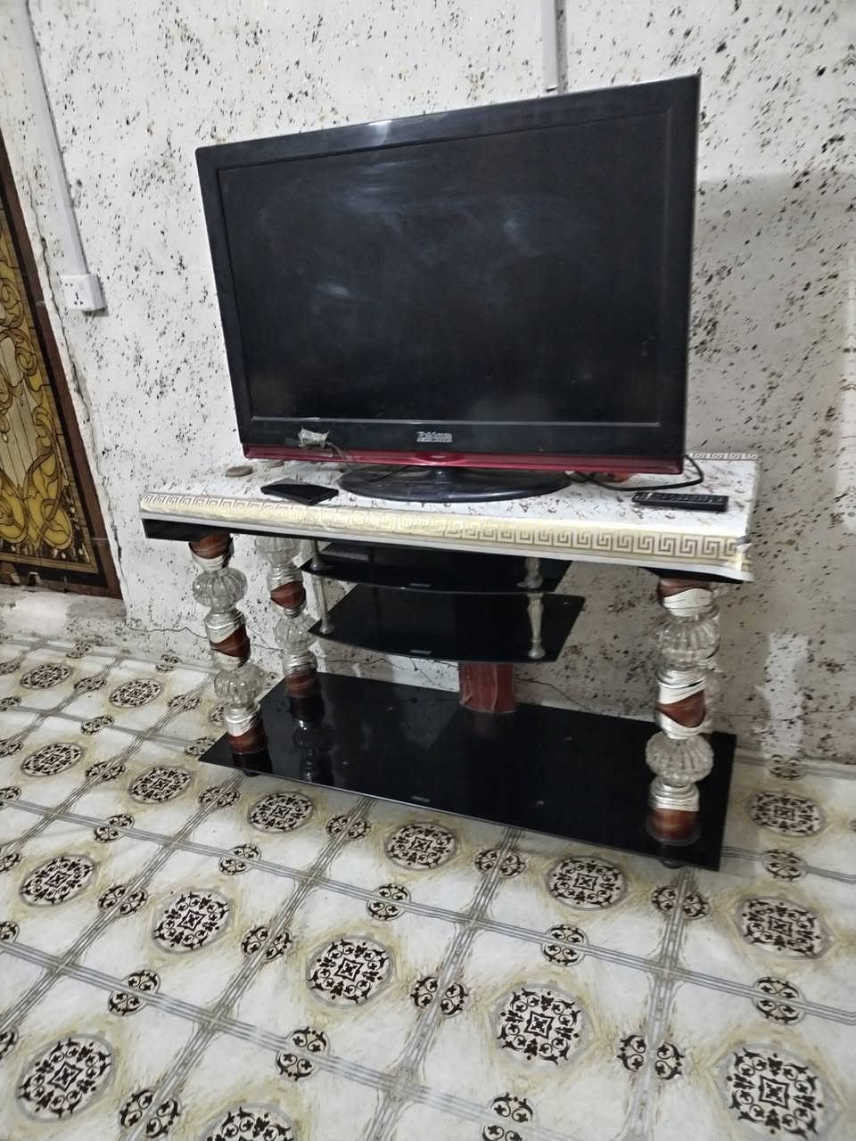 غراض للبيع...
بلازمه قياس كبير و ميز 
مجمده كبيره. 350 
شجره ورق الموز ارتفاع متر و نص 25
شجره وردي 25

التواصل مع الرقم
***********
كربلاء حي الغدير شارع 60 قرب مندي ابو الجود
