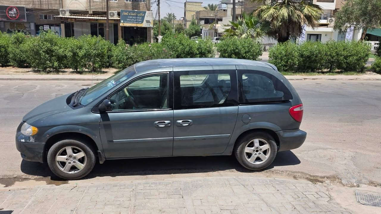 دوج كرفان ٢٠٠٧ بغداد بأسمي مكينة ٣٣٠٠ 
 صدر اليوم سويته كهربائيات بلاد 
التبريد قطعة واحدة خير من الله داخل جديد
 بيع او مراوس بـ دوج ٢٠٠٨ 
 ***********
السعر ٦٢ 
المكان بغداد حي اور 

حادثها بامريكا فقط دعامية خلفية صفحة الصدر
