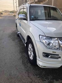 باجيرو • ٢٠١٠ • ماشي ١٨٦٠٠٠