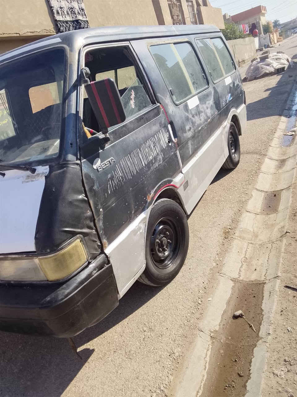 سلام عليكم سياره كيا بستا  مويل ٩٤ سنويه لغايه 2027  بشهر ثاني العندان ديالى المقداديه السعر ٣٠
***********ة
