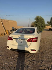 للبيع نيسان سنترا مكفوله رقم اربيل 2025ماشيه 40 07804846576