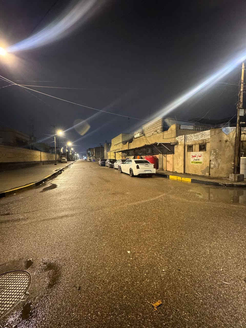 السلام عليكم
دار للبيع يعتبر قطعة ارض 
200 متر ركن ع شارعين رئيسيات 
في دور نواب الضباط شارع المدارس 
بالامكان بيع نصف قطعه

سعر القطعه 470
سعر النصف 235
وبيهن مجال لليشتري

تواصل خاص


**إذا كنت صاحب هذا الإعلان وتريد حذفه لأي سبب، رجاءا أرسل رسالة إلى الدعم الفني**