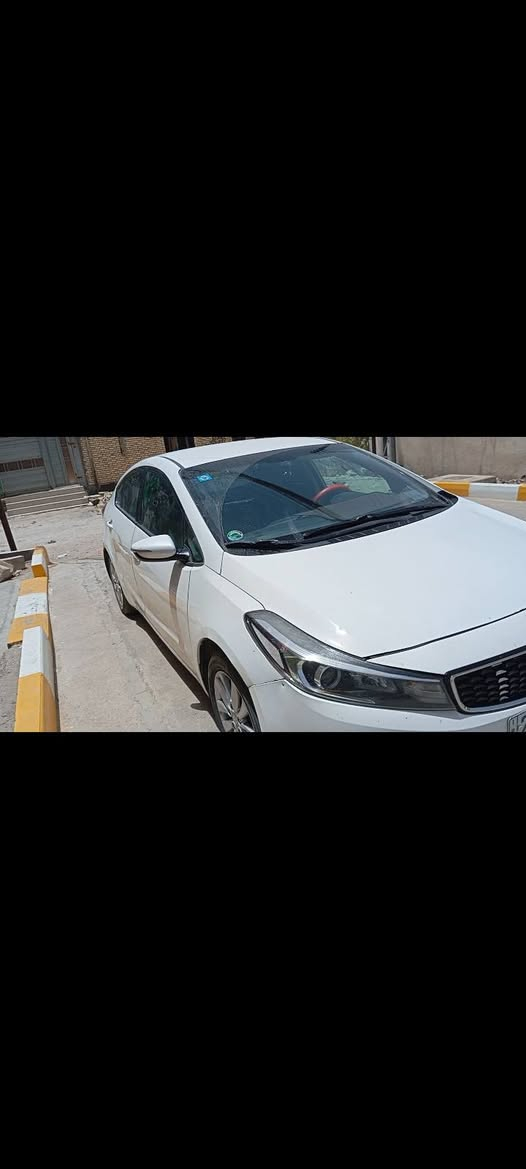 فورتي 17 جاملغ وبنيد ورش باب الصدر وهلال خلفي رقم ذي قار باسمي تبريد ثلج تخم تاير شاشه حداديه جاهزه مكان ناصرية قرب الحضارات سعر 108
***********
