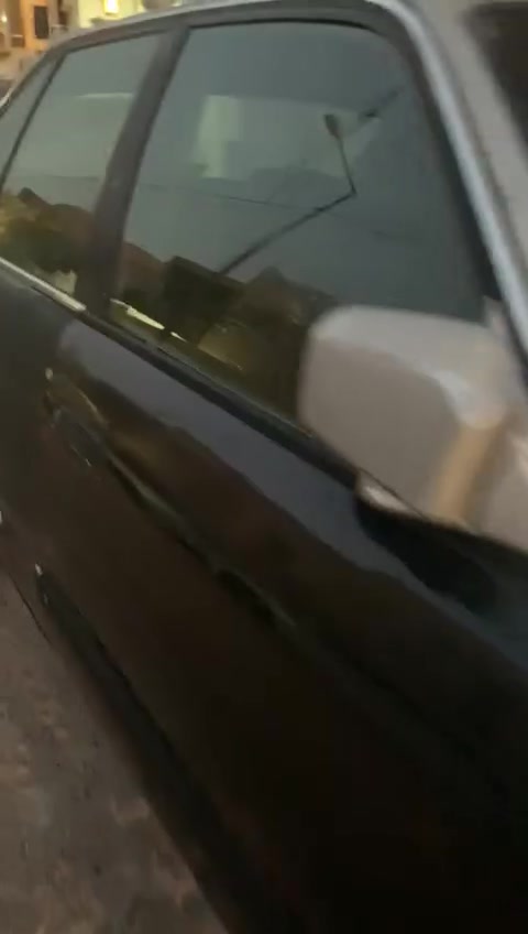 السلام عليكم . Bmw 730 i  1992 تعمير  . كير ومكينه بطه  الكير جديد والمكينه نظيفه والسياره دواخلهة كامله بس تترتب . السياره مكفوله وراعيهة موجود وكل شي اصولي . السعر قفل 20 ورقة والسياره رقمهة المثنى رقم جديد

مكاني بغداد  ( الكراده ) 
وهذا رقمي بي واتس اب 
الشراي هله بي

***********
