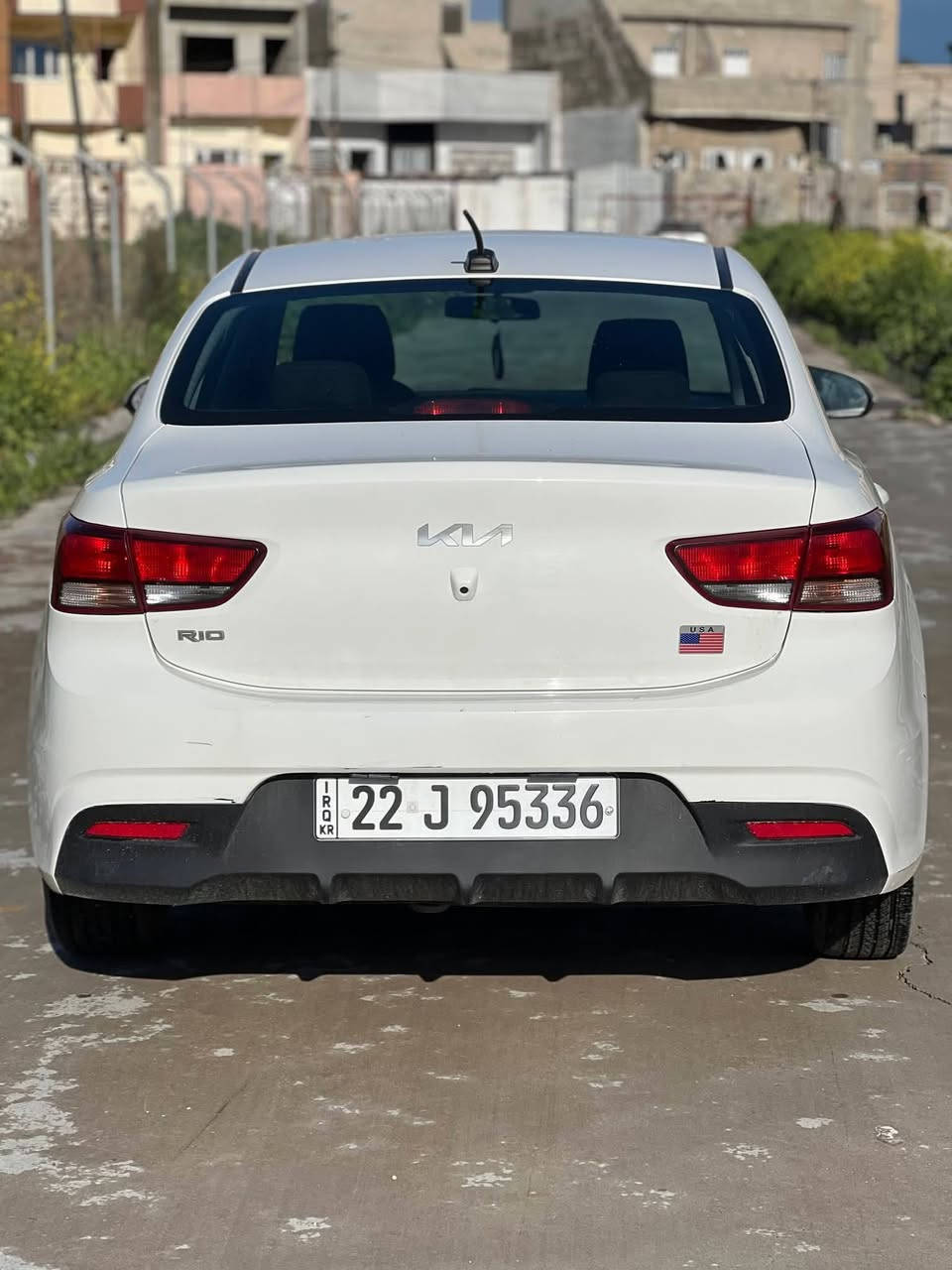 السلام عليكم
كيا ريو 2022 وارد امريكي للبيع فقط
مواصفاتها 
📍شاشة 
📍كامرة 
📍تحكمات ستيرن جهتين 
📍مثبت سرعة 
📍ضايفيلها بصمة و تشغيل عن بعد و دخول ذكي 
📍وضع Sport 
📍مانع انزلاق 
طخم تايرات جديد 
سنوية بأسم الشرعي تحويل ثاني يوم 
حادثها بابين صبغ بدون ايرباك جميع الايرباكات سليمة 
سيارة جديدة و ما مامتعوبة مال بيت 
ماشية 30 الف 
السعر 140 وبيها مجال مكانها الموصل
الاستفسار 
***********
