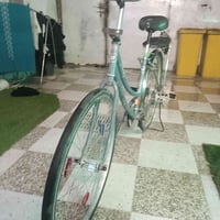بايسكل للبيع نضيف مابي شي الي يريده يراسلاني وتساب 07771676522