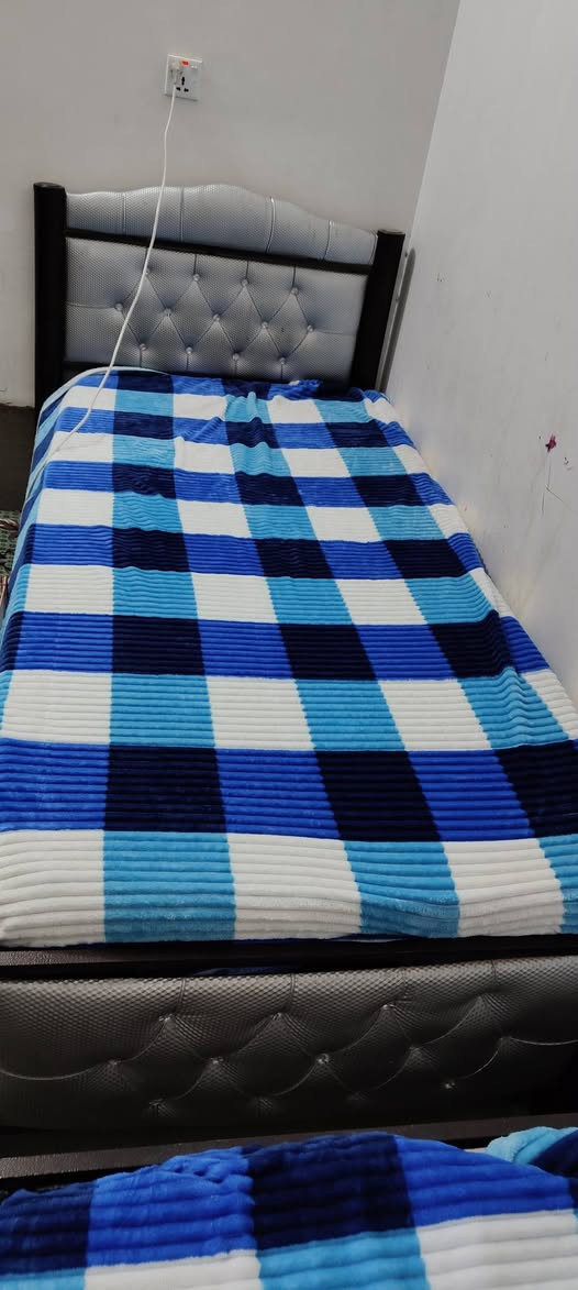 قريولات كلشي ما بيها الاصليه الثكيله اثنينها 90الف


**إذا كنت صاحب هذا الإعلان وتريد حذفه لأي سبب، رجاءا أرسل رسالة إلى الدعم الفني**