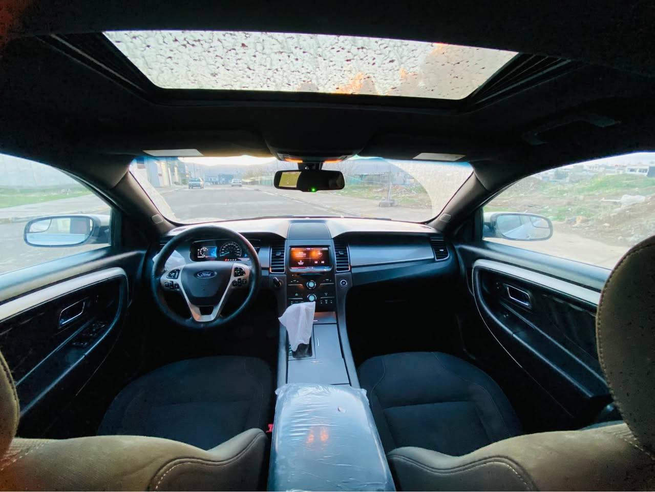 فۆرد تۆرەس٢٠١٥ مواسەفات sel ساخ ساخ کلین تایتڵ بێ بۆیاخ گێڕو مەکینەو تەقەو ڕەقە بەشەرت تەبرید سارو گەرم مەزبوتە سەیارەکە یەک دینار مەسرەفی نیە زۆر زۆر جوانە🖤📦
ژم/*********** 
***********
نرخ/٧٥ معامەلەیکی برایانە السليمانية, العراق
