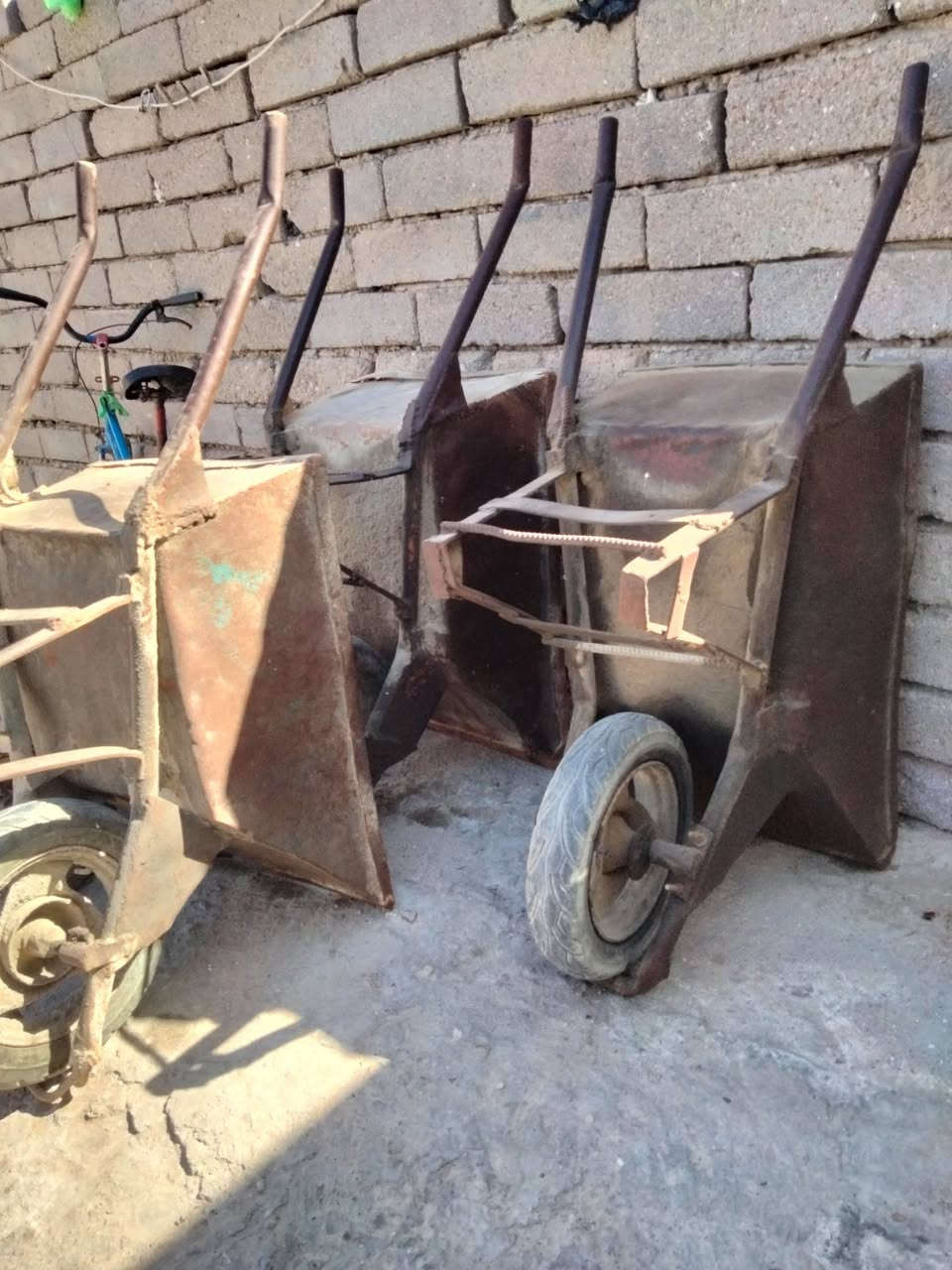 السلام عليكم عندي عرباين 3 وهزاز المكان قضاء المدينه 
الشراي ينتصل على رقم.. ***********
