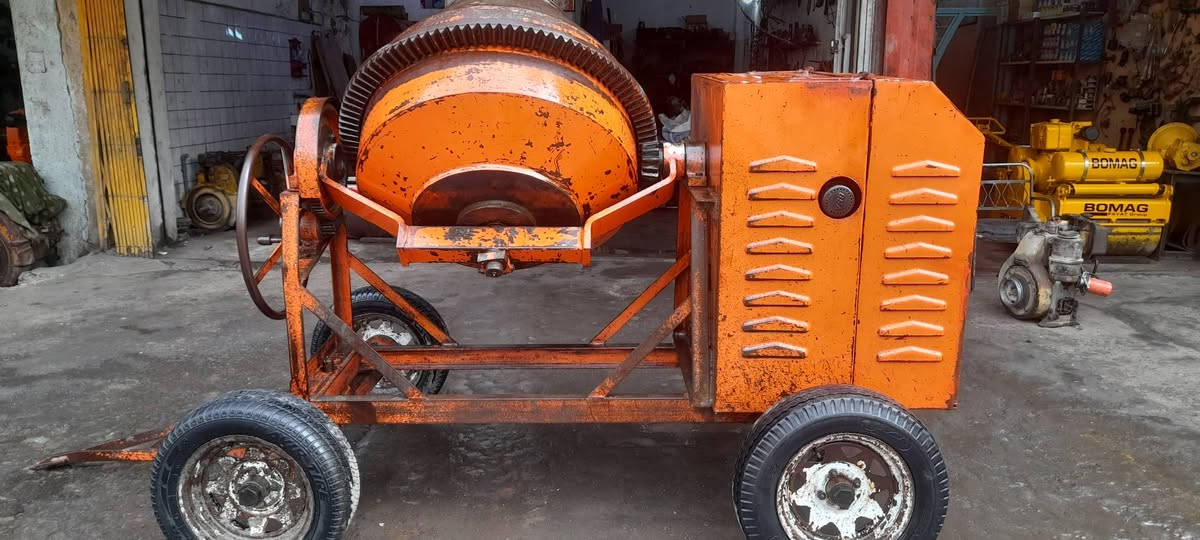 سلام عليكم خباطة لبناني استبكوباب اول جاهزة للعمل جدن نظيفه مكان بغدادساحت طيران هاتف ***********
