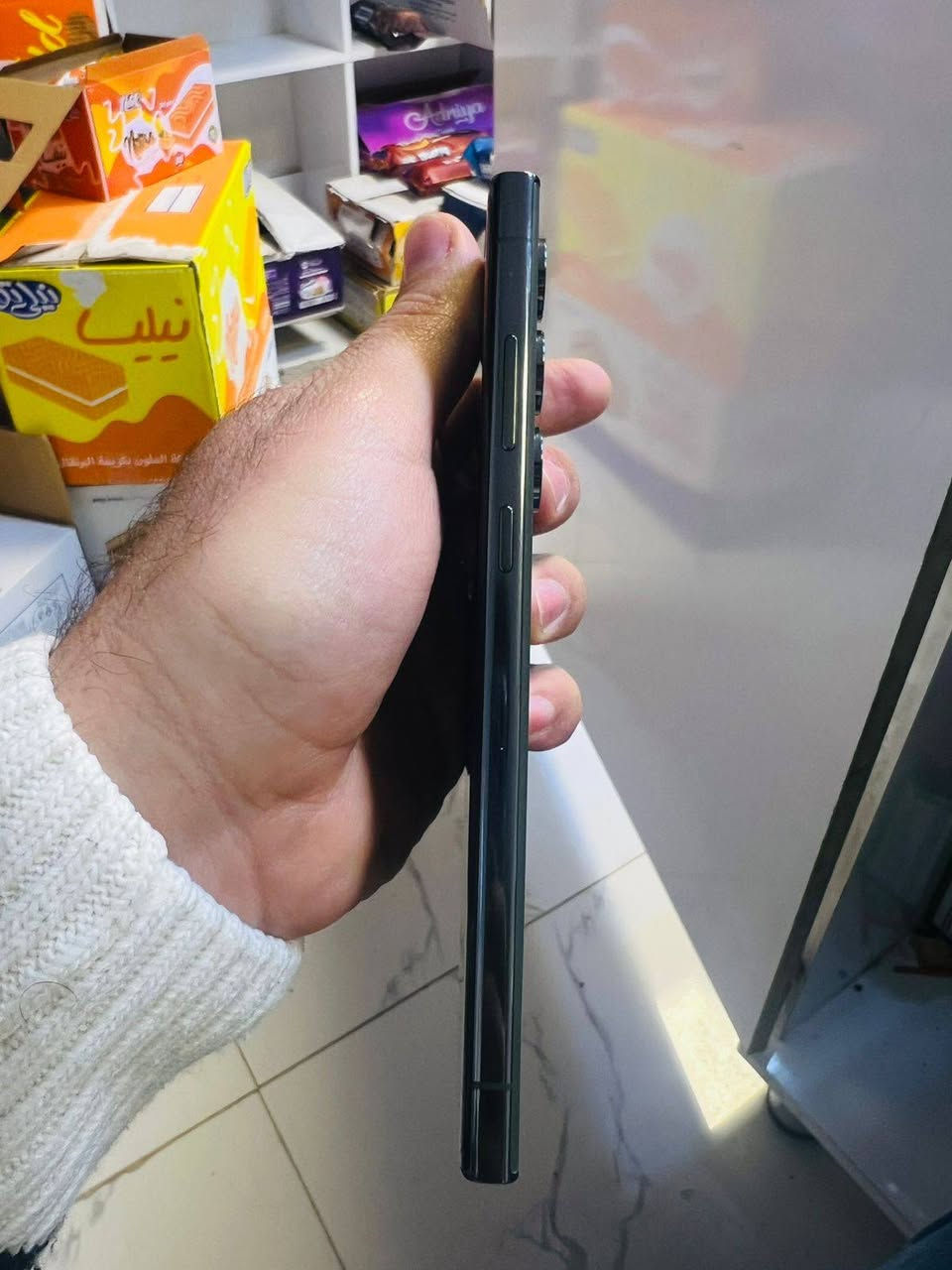 اس 23 الترا زيتوني نضافه 100  ذاكرة 265
السعر 700 او مراوس بايفون مكان ديوانية
***********
