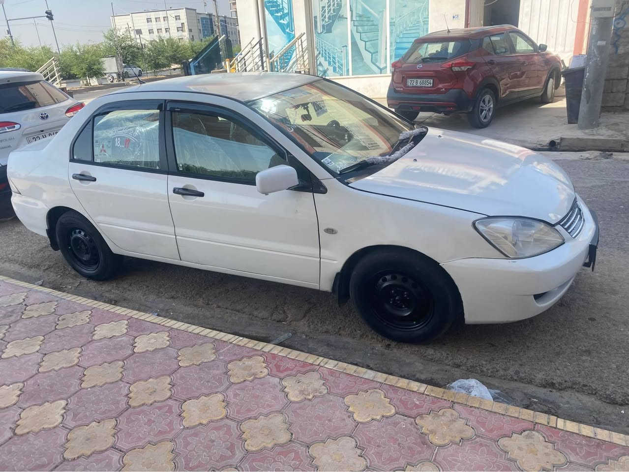 لانسه رسبي بفري  2008
گئرومكينه به شه رت 
مكينه گه وره 
جواجام كاره بايي
تاخم تايه نوي
شاشه ايباد وكاميره
تبريد وكه رمي
غازوبنزين 
 سيسته مي غازي ده ره جه يه كي له سه ره 
ته قه وره قه ي نيه تراي شيمال تاجنوب بكه ته قه وره قه ي نيه
حيزام نيه يه ك دوجيي صبغه من به حيزام ده يفروشم
سعريشي 65 ورقه 
هه ولير *********** به س ويت سابم هه يه أربيل, العراق
