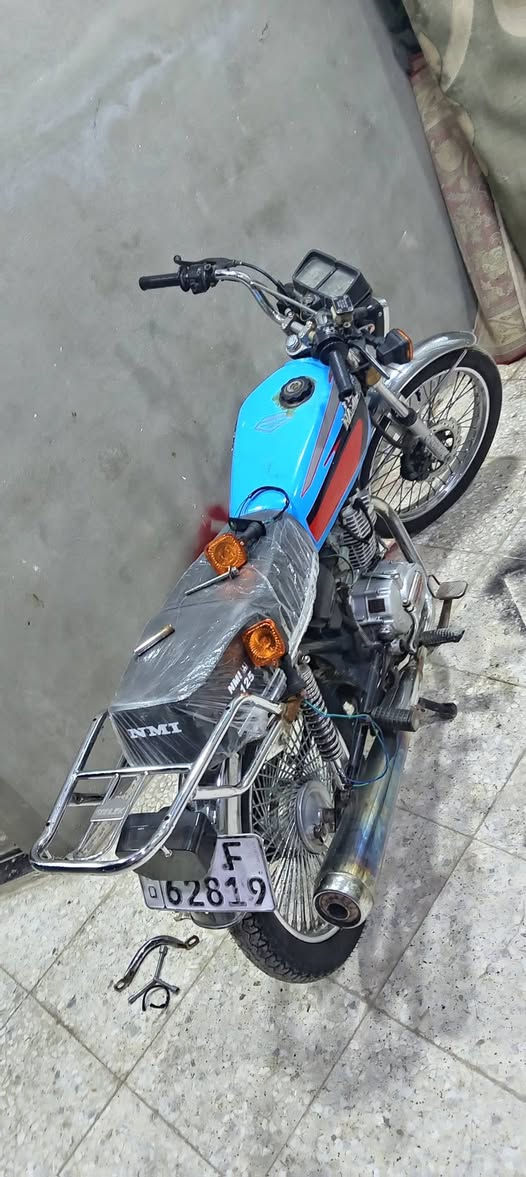 سلام عليكم نامه برو للبيع مرقم ب اسمي سنويه لل2030مداور شوكت ما يعجبك دراجه مكينه زينه عوزه ترتيبات  كلش بسيطه للجناي هندر واحد شرط الدراجه صبح ليل فجر شغاله نص هندر معدل شلعه خير من الله مكاني نجف متواجد دوم فيس ورقم سعرها مليون 300وبيها مجال حك جيه


**إذا كنت صاحب هذا الإعلان وتريد حذفه لأي سبب، رجاءا أرسل رسالة إلى الدعم الفني**