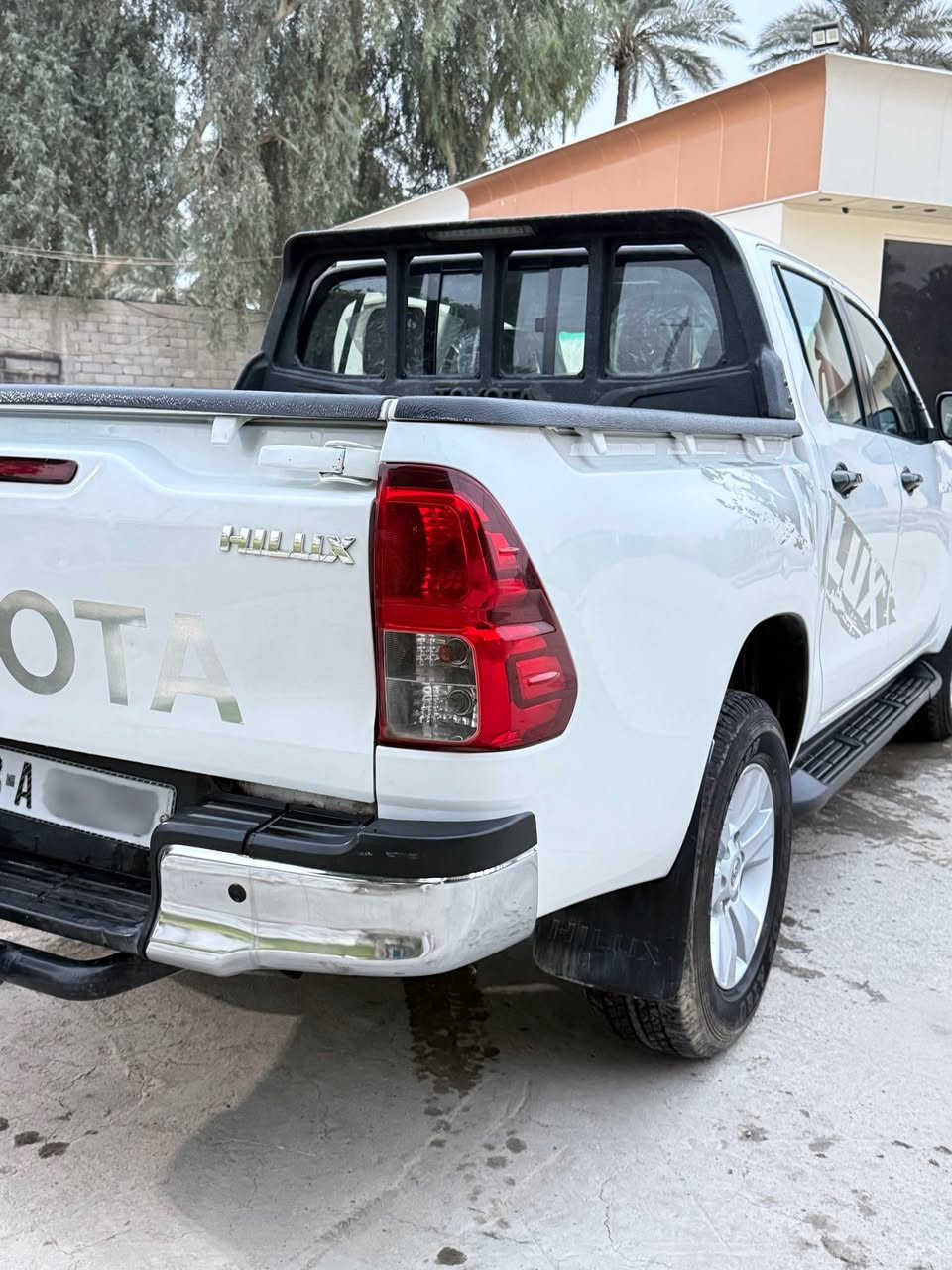 🚗 للبيع هايلوكس 2018 فورويل (دبل)
📍 بابل

✅ بنزين
✅ فور ويل 4x4
✅ الممشى: 250,000 كم
✅ نظافة عالية جداً
✅ مكينة 2700
✅ جاهزة بالكامل 
✅ اللون: أبيض

💰 السعر: 290 ورقة

📞 اتصال أو واتساب: ***********
