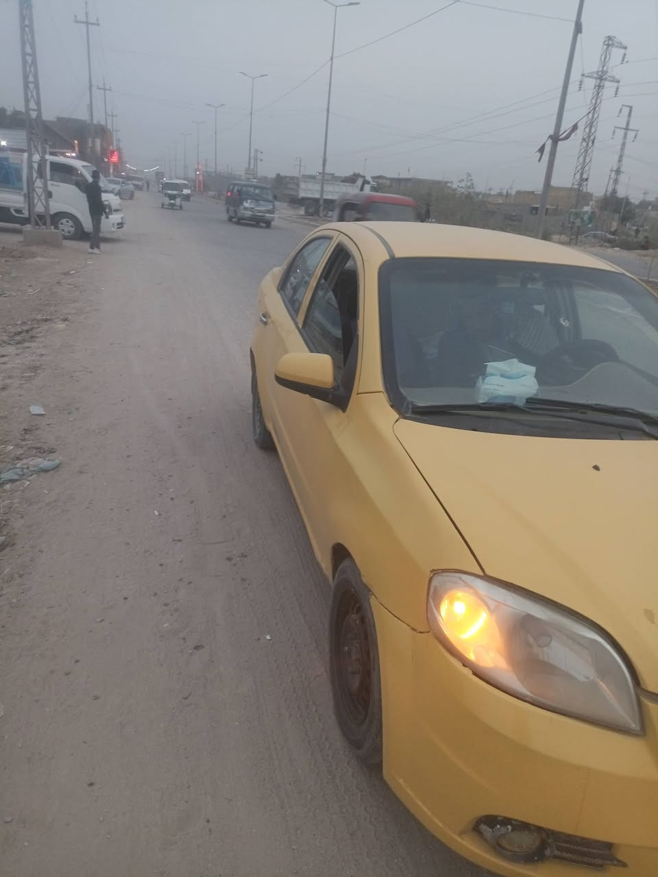 سلام عليكم سياره افيو موديل 11صفره قادسيه تبريد شغال. تدفئه شغال ماناقصه اي شي سعره 62  وبيه مجال بسيط مكان بابل مطلوب هئية وغرامه 900تنزل من سعره   
التواصل عل *********** او خاص
