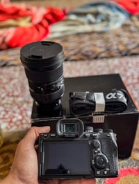 سوني a7iv نضيفه جدا استخدام بسيط شترها 2k  عدسة SIGMA 24-70mm 1:2.8 DG...