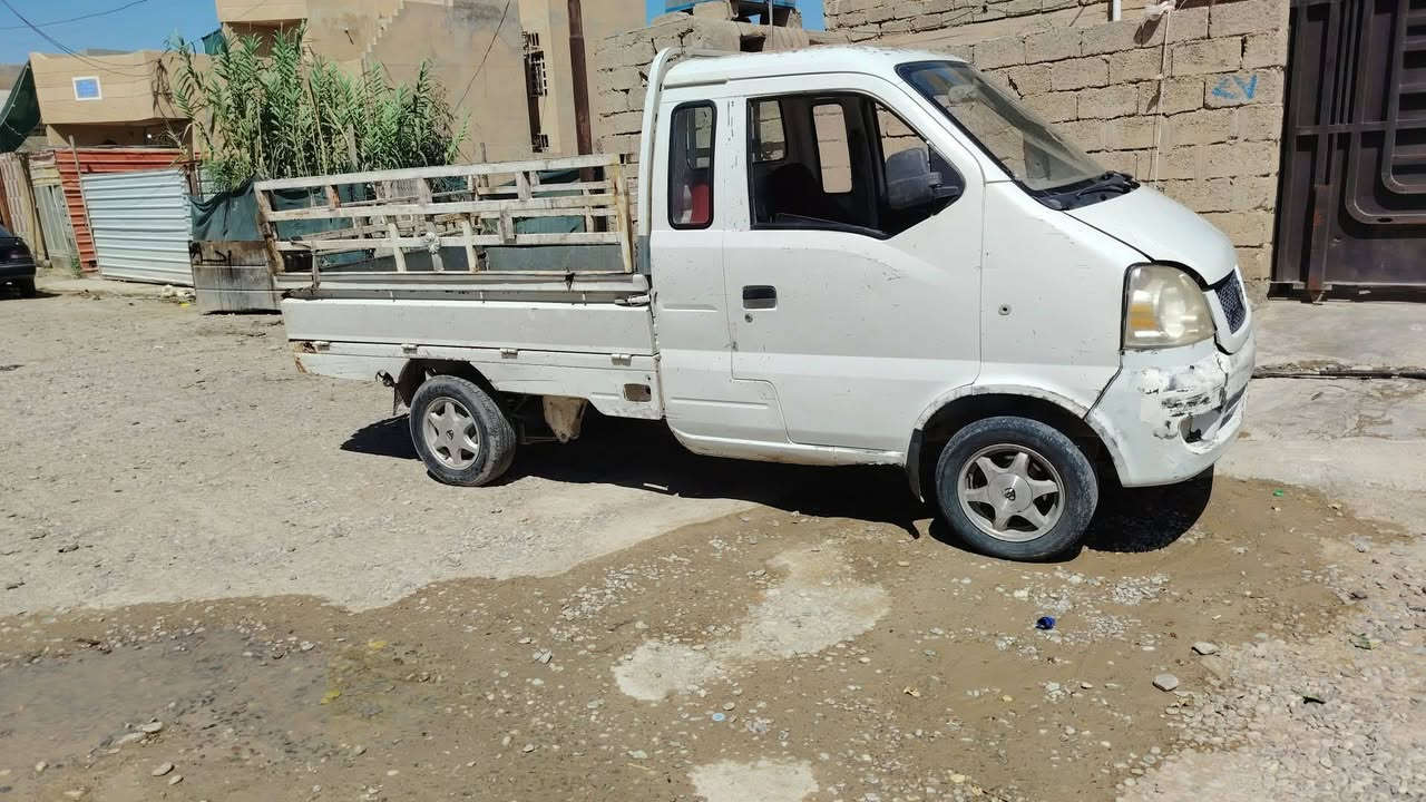 السلام عليكم هيفا بدون اوراق مديل 2010 جاهزه سعر18$ بيها مجال للاعزاز مكاني سامراء ومتواجد بتكريت ***********
