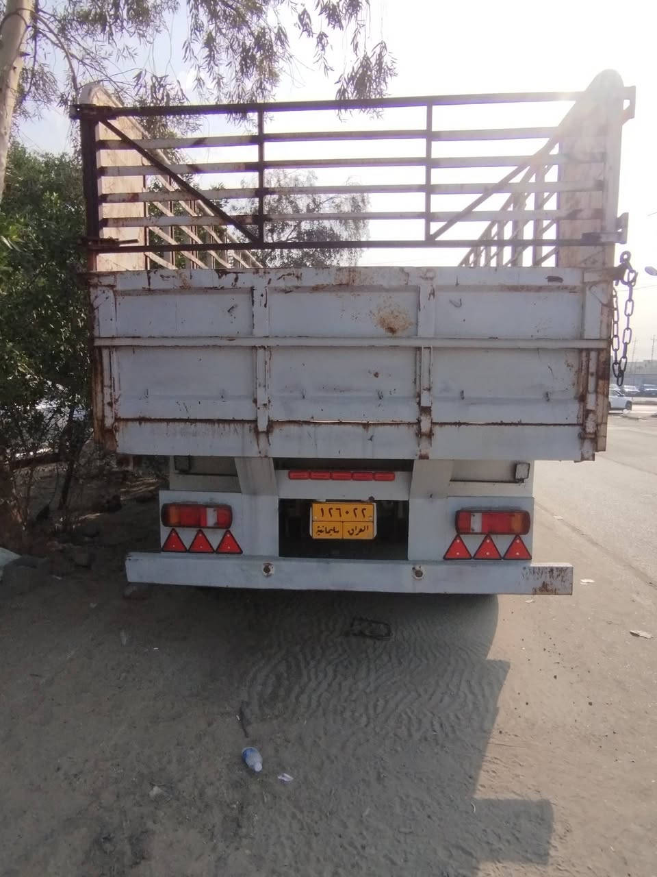 سلام عليكم للبيع عربانه عمل حداديه طول 12 او60 دناكير 14 مكفوله من فطر اوكسر جاهزه للعمل تخم تاير 70  عربانه نضيفه كلش سعر 110 دفتر أو عشره بيه مجال عنوان بغداد الشعب ***********
