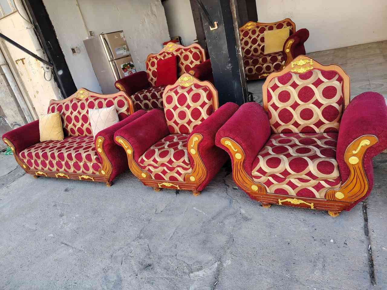 تخم قنفات نظيف جدا بشرط سعر ٢٥٠ الف دينار عراقي
للاستفسار ***********
رجا ما موجود ع الفيس الشراي يتصل
