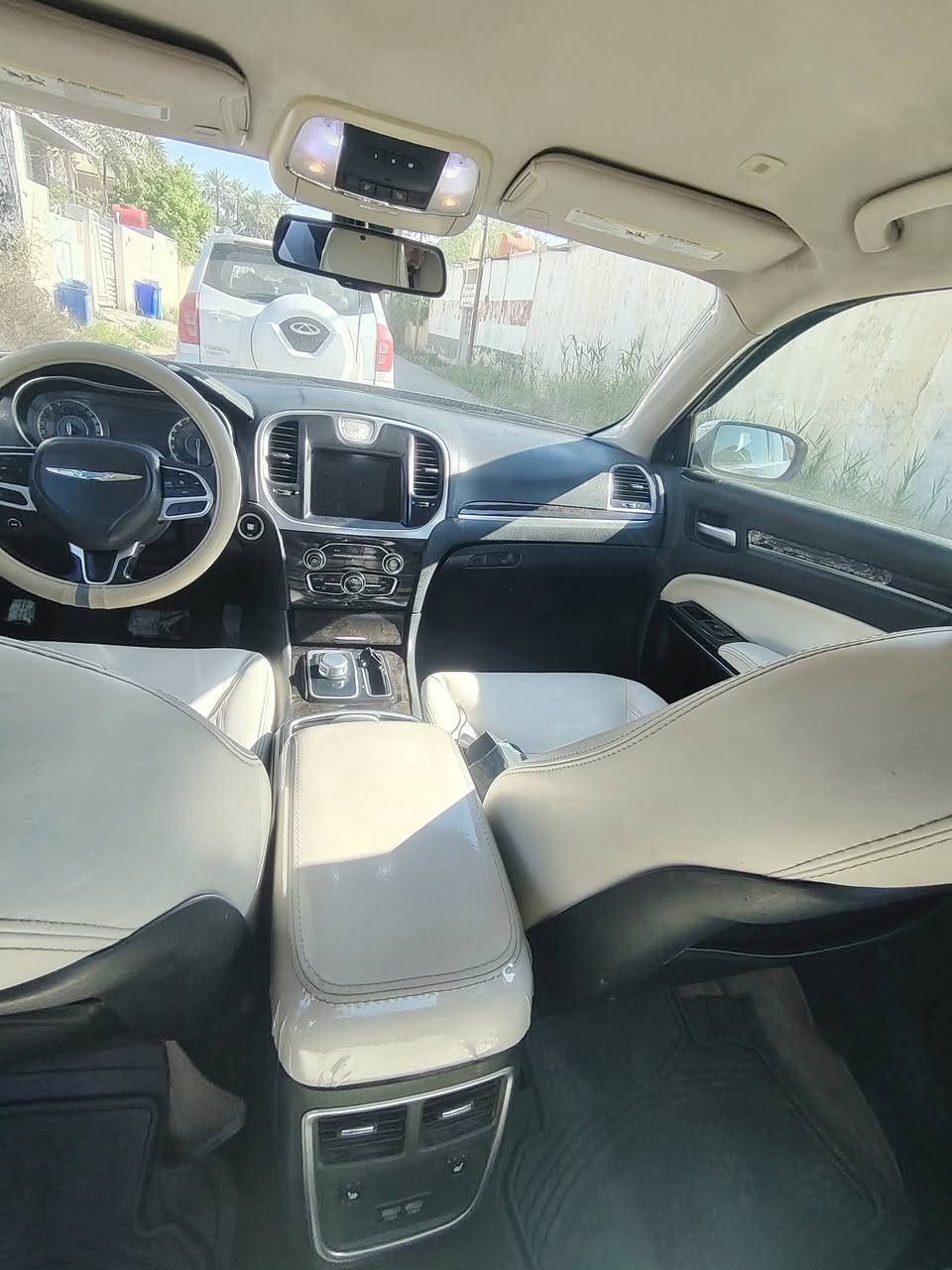 اوباما 2018 بيه قطعتين بدون دواخل السعر 205بيه مجال قليل للاستفسار *********** مكاني واسط الصويره
