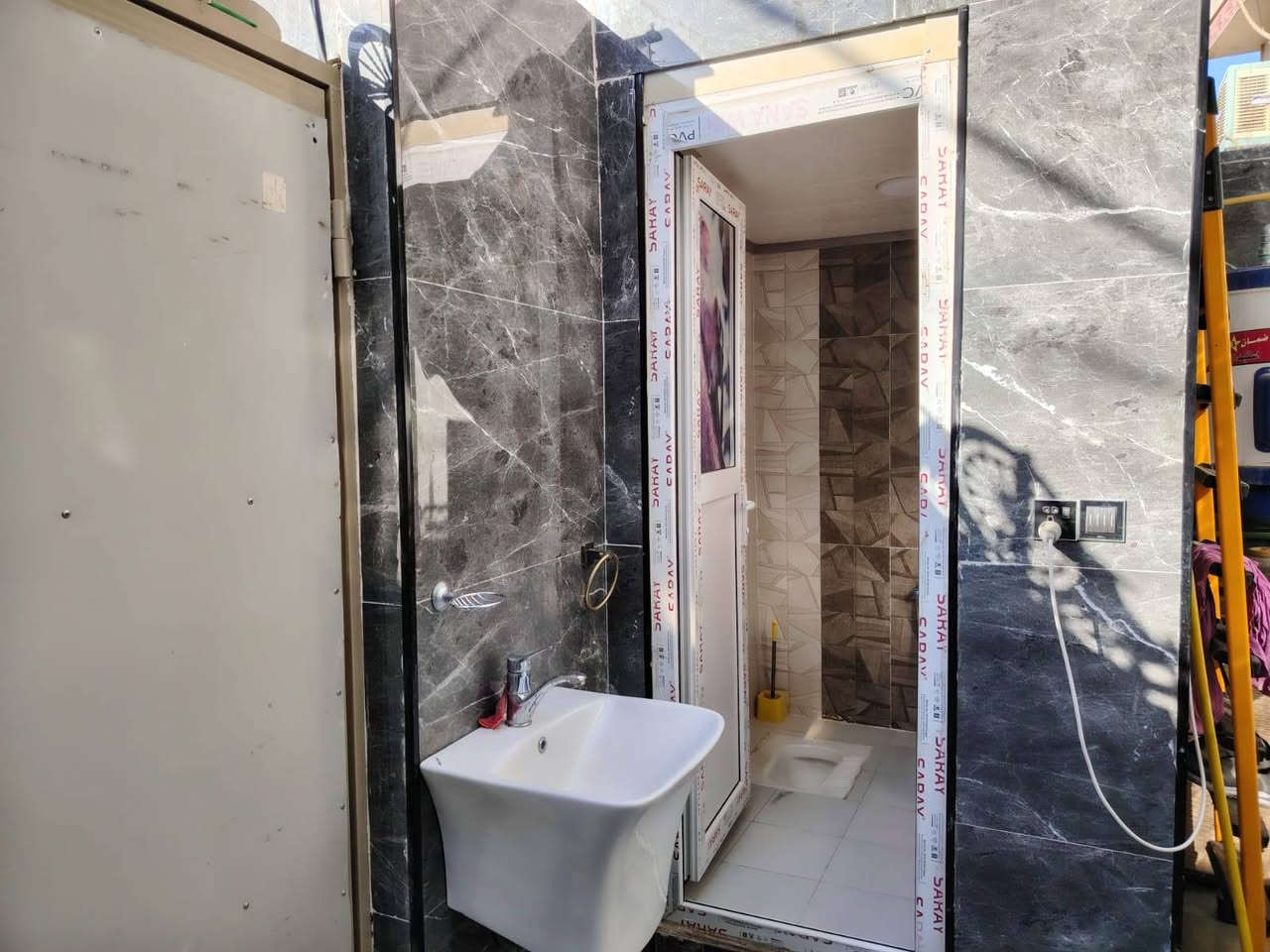 بيت للبيع حي السلام 100متر
على ساحه طابق ونص بناء جناي درجه اولئ خلف مجمع انطاكيه غرب مدارس صناع الوائل

غرفه وصاله وستقبال ومطبخ وتخاريج

وفوك غرفة وصالة وتخاريج 

مطلوب اسكان 16 مليون

تسديد بل شهر 157

تفاصيل أكثر علئ خاص


**إذا كنت صاحب هذا الإعلان وتريد حذفه لأي سبب، رجاءا أرسل رسالة إلى الدعم الفني**