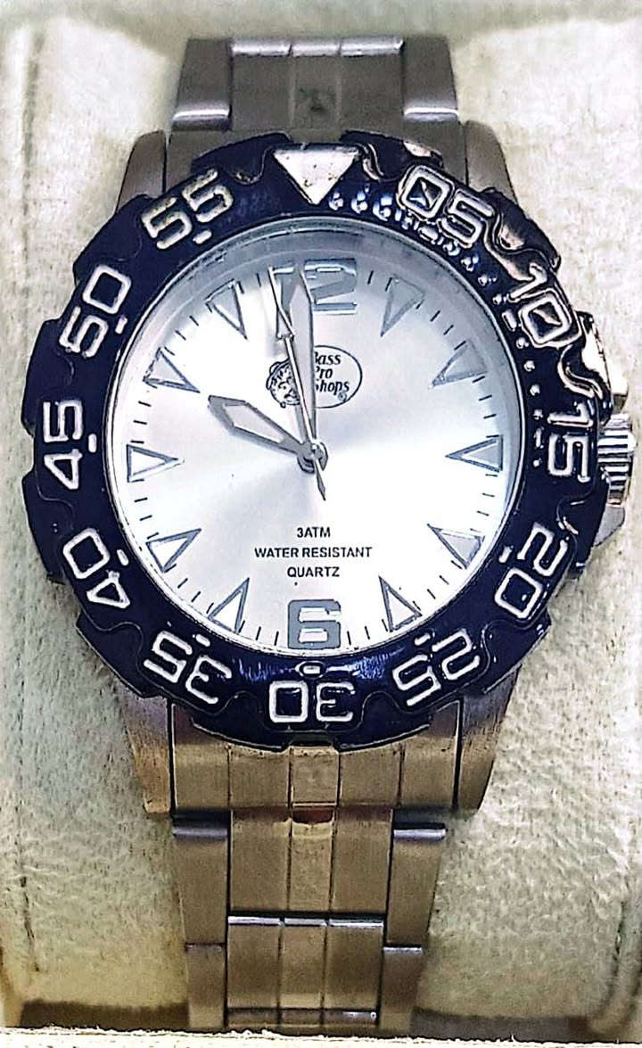 سلام عليكم ساعات باله اصلي كله شغال شرط سعر من 10 الى 25 كله نضافه تامه


**إذا كنت صاحب هذا الإعلان وتريد حذفه لأي سبب، رجاءا أرسل رسالة إلى الدعم الفني**