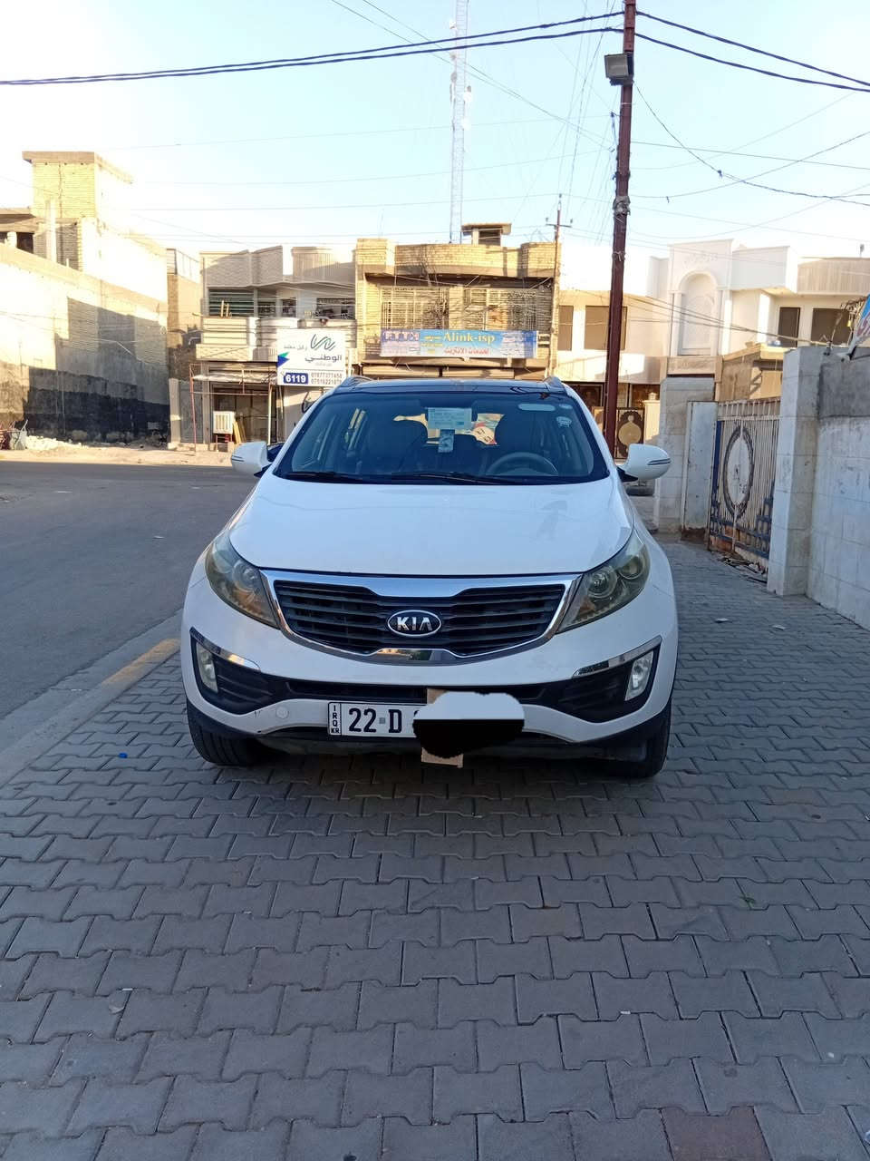 اسبورتج ٢٠١٢ فول عدا البصمه مكفولة من الصبغ والضربه السعر ١٣٧ للأستفسار ***********مكاني بغداد محمودية ***********
