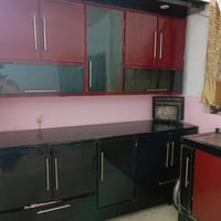 كاونتر المنيوم  نضيف تسكام بس مجلد للبيع السعر ٣٥٠ وبي مجال المكان بغد...
