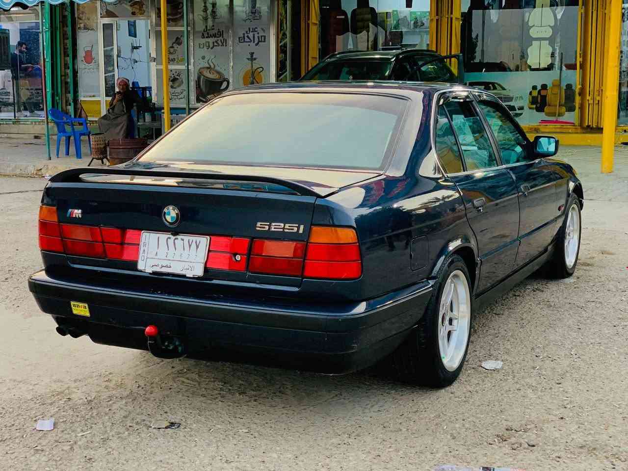 السلام عليكم
اخوان بي ام 525
موديل 1992
رقم انبار مشروع وطني تحويل مباشر 
سياره بسمي سنويه جديده 
محرك مسكر عدال المرغوب بل قوه ونشاط 
كير الأماني 
فتحه شغاله 3طكات 
مرايات كهرباء شغاله 
كشنات كهرباء تجوات كهرباء
سياره اصل هوك وكهربياته وضغير واير ما ملعوب بي
ويل ام اصلي مو تجاري 
صدر شتغلته قبل سبوع 
سياره مصبوغه جماليه وسونار موضح شنو بيه 
اي حادث وتبديل ماكو
الكهربيات كله شغاله مسزدات زنون اربعته 
ستيرن ايرباك تبريد ثلج 
سنتر لوك 
سياره مال جناي ومابيه تجميع 
متوجده سياره لانبار قظاء هيت 
وسعر 77-هذا رقمي***********
