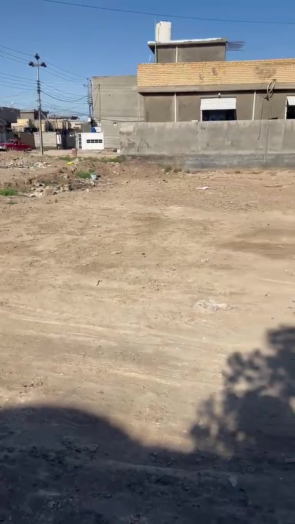 قطعه سكنيه مساحته ٢٥٠م تقع الحسناوي موقع جيد الاستفسار الاتصال على الارقام ***********او ‏‪0782 720 2584‬‏أو مراجعه مكتب النخله الذهبية موقع المكتب شارع المستشفى الامام علي (ع)
