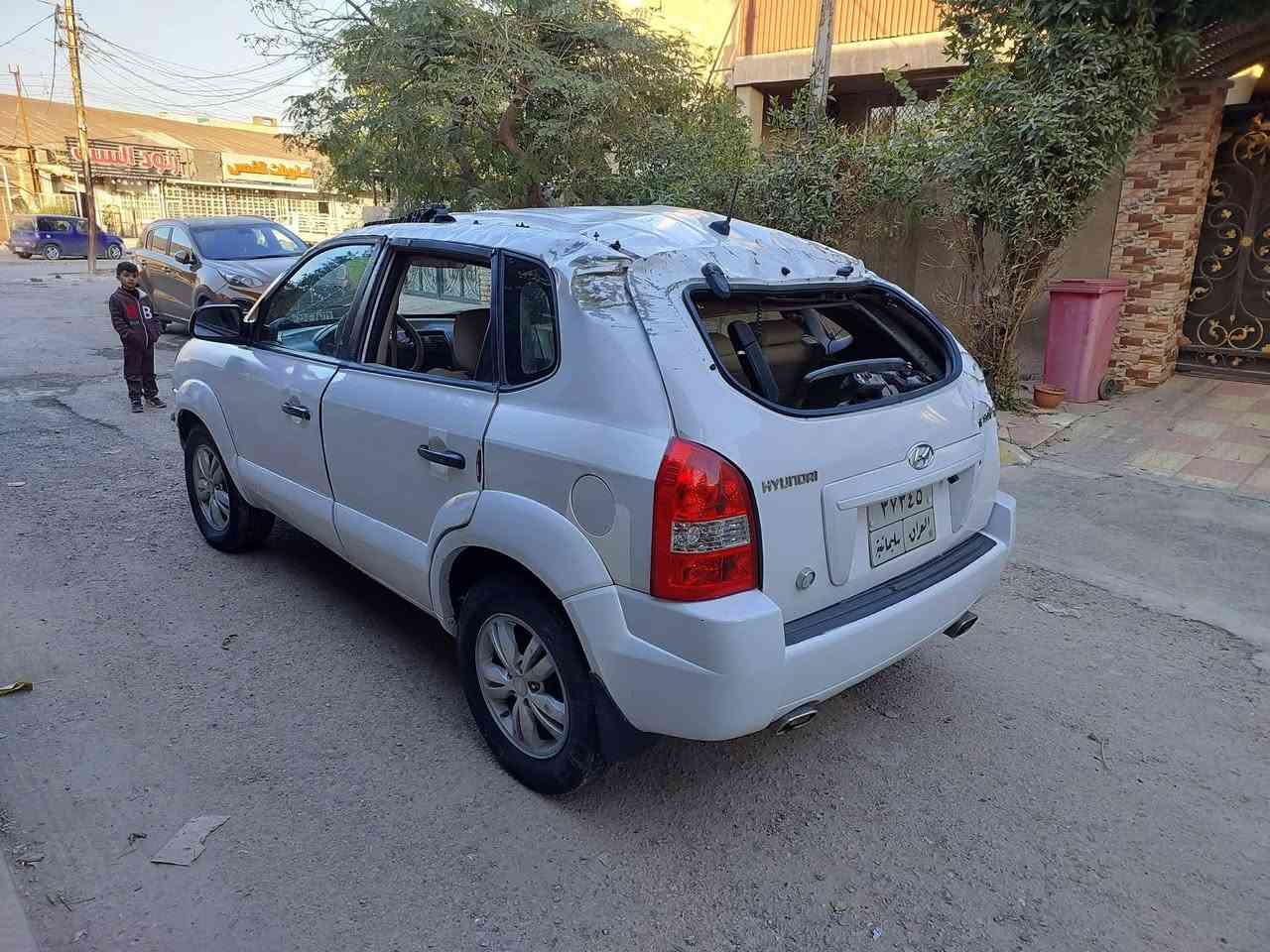 سلام عليكم
للبيع توسان موديل 9 خليجي رقم سليمانيه  بسمي كفاله سابقا سياره جديده. شغاله وتمشي ابيع ع حادثه السعر48
 الاستفسار ***********  العنوان كربلاء
