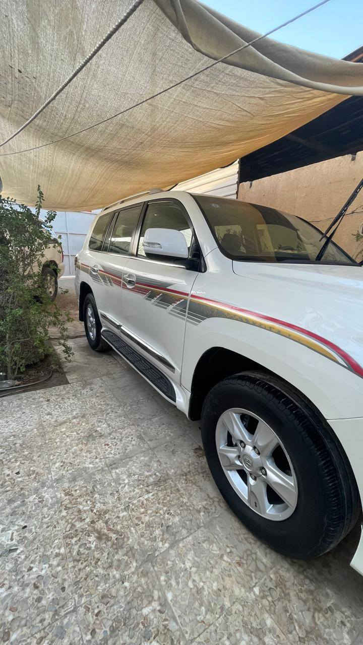 السلآم عليكم
لاندكروز 2012رقم بصره تحويل ثاني يوم محرك 8سلندر حداديه جديده تخم تاير محرك مفتوح مبدل بي كازكيت فقط بس شرط اترايها ناعمه ماناقصها برغي بالكارتون السياره البدي بي رشات صبغ قليل وباب الجنطه بي صبغ أثرطخه بسيطه

السعر ٣٢٥وبيها مجال للشراي

العنوان. البصرة

ابي الخصيب. نهرخوز

***********

***********
