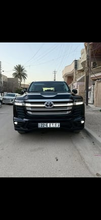 لاندكروز جي اكس ار لمتد  خمس كامرات  360  حساسات امامي خلفي  360  شمعه...