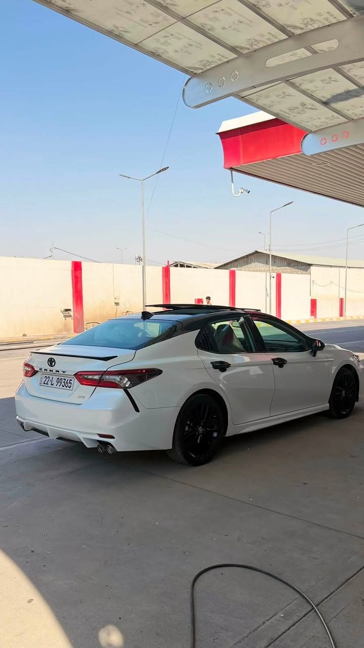 سلام عليكم تويوتا كامري 2023 مواصفات xse
سعر 215$
داخل احمر. شاش كبير كامير حساس. بانوراما بصمة 
لايتات ليد بك لايد ليد ثلالث مود ايكو نورمال سبورت 
كير شفط كيج احمر والكتروني استيرن فوليوم سقف اسود 
وتكم اسود بيلادي بلاك توب كشنات كهرباءي كشنات تدفئ 
اربع طايرات جديد صدر امامي خلفي جديد 
كير محرك بشرط لاصرف لا بخار 
ضرر بيها باب وجاملخ صبخ 
السيارا ماشي 61 ميل  
سنويه هز رقم ژينكة كلها جديد لحد  2030
مكان السيارا كركوك 
اني مكلف بل نشر  منو شراي خلي يخابر 
***********
