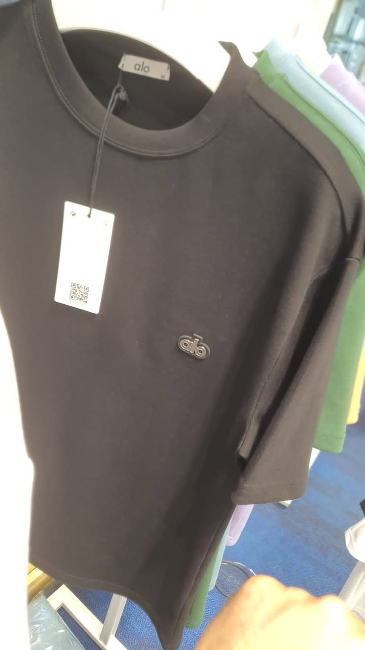 اسود خامه دبل فيس 
القياسات s m l xl xxl اوفر سايز


**إذا كنت صاحب هذا الإعلان وتريد حذفه لأي سبب، رجاءا أرسل رسالة إلى الدعم الفني**
