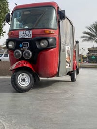 للبيع موديل 22شهر ال10رقم بغداد بسمي التكتك بيه لغد يسره والتكمه والبا...