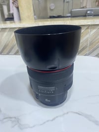 كانون 85 • f1.2 • نضافه ٩٩/١٠٠