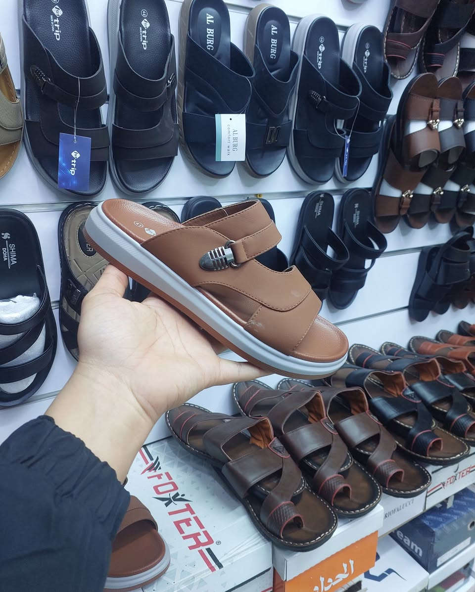 🔥 وصل حديثاً – شحاط رجالي درجة أولى 🔥
✔️ خامة ممتازة وجودة عالية
✔️ الوزن ريشة وخفيف جداً باللبس
✔️ مريح للمشي والاستخدام اليومي
✔️ الألوان موضحة بالصور
✔️ القياسات من 40 لحد 46
📍 متوفر حصرياً في محل كرار باجي
العنوان: كوت – حي الزهراء – قرب مركز الخلود
🚚 التوصيل متوفر فقط داخل مركز الكوت
لا يفوتكم العرض 💯
شرفونا ونورتونا 🌹


**إذا كنت صاحب هذا الإعلان وتريد حذفه لأي سبب، رجاءا أرسل رسالة إلى الدعم الفني**